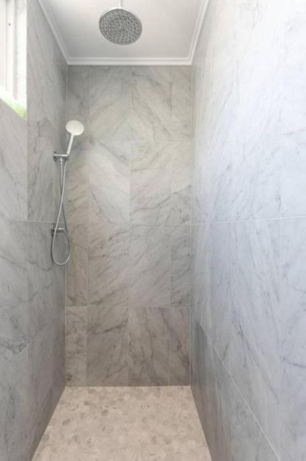 Upscale Cliffside Studio With Ocean Views North Bondi 시드니 외부 사진