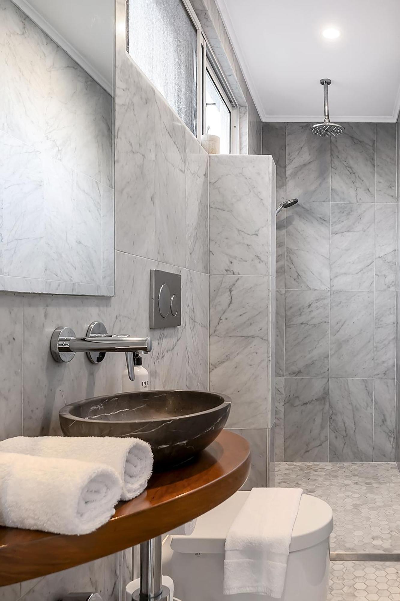 Upscale Cliffside Studio With Ocean Views North Bondi 시드니 외부 사진